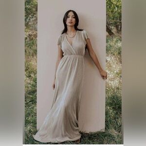 Baltic Born Athena Champagne Silver Metallic Long V Neck Faux
Wrap size Small